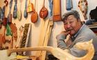 Л.Дэмчиггарав- Монгол эртний хөгжмийн зэмсэг урлаач, мастер
